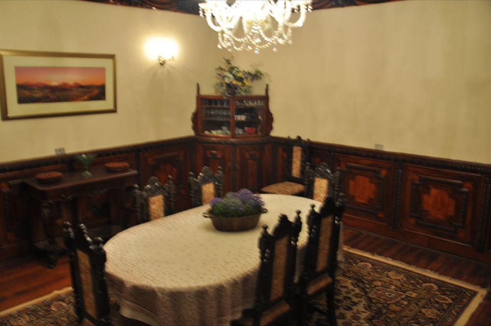 Hotel Cantuna กีโต ภายนอก รูปภาพ
