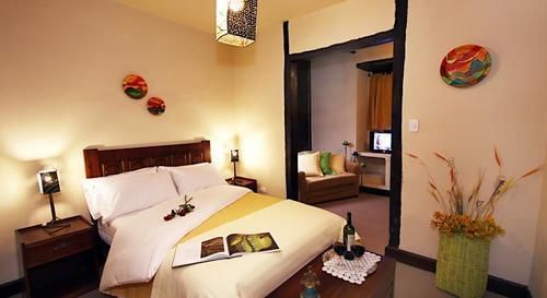 Hotel Cantuna กีโต ภายนอก รูปภาพ